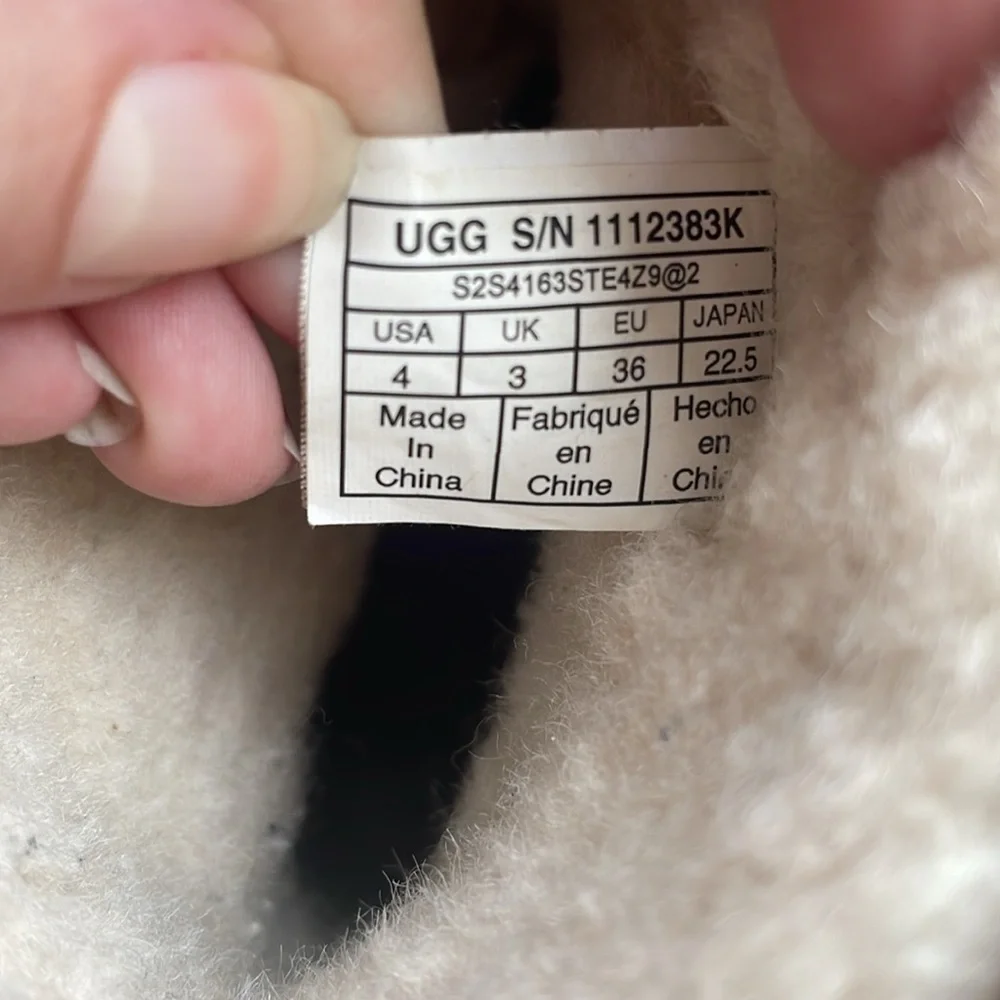 UGG Kids' Classic II Graphic Stitch Short Boot